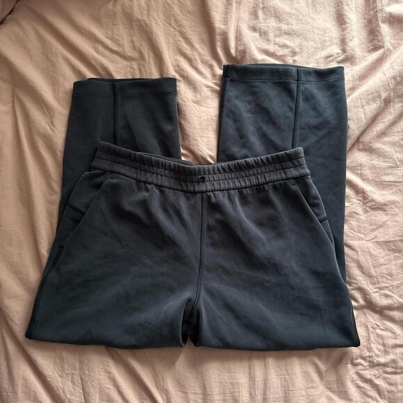 Lululemon Softstreme High-Rise Straight Leg Crop 8 - Picture 4 of 8